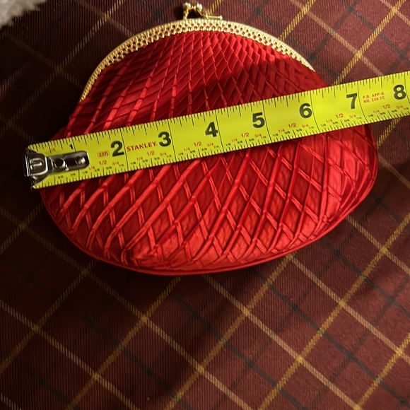 VINTAGE CLAIRES RED EVENING BAG - Picture 7 of 7